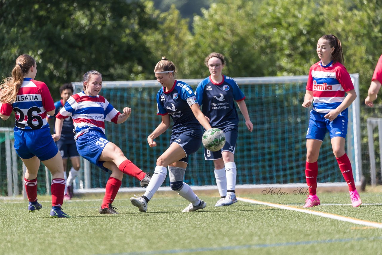 Bild 89 - wBJ Holsatia Elmshorn - VfL Pinneberg : Ergebnis: 1:4